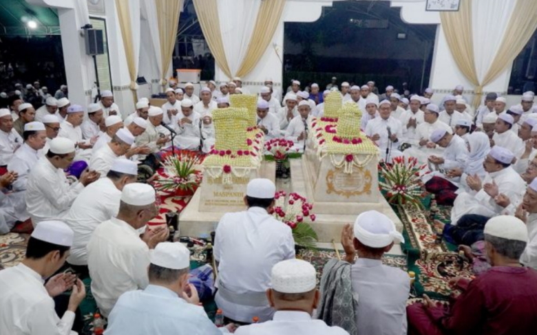 Ribuan warga padati haul ke-15 Abah Anang Djazouly di Martapura